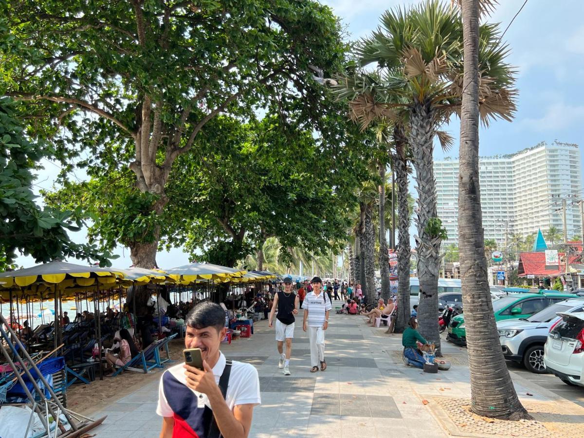 Yuri Guesthouse Jomtien Beach Buitenkant foto